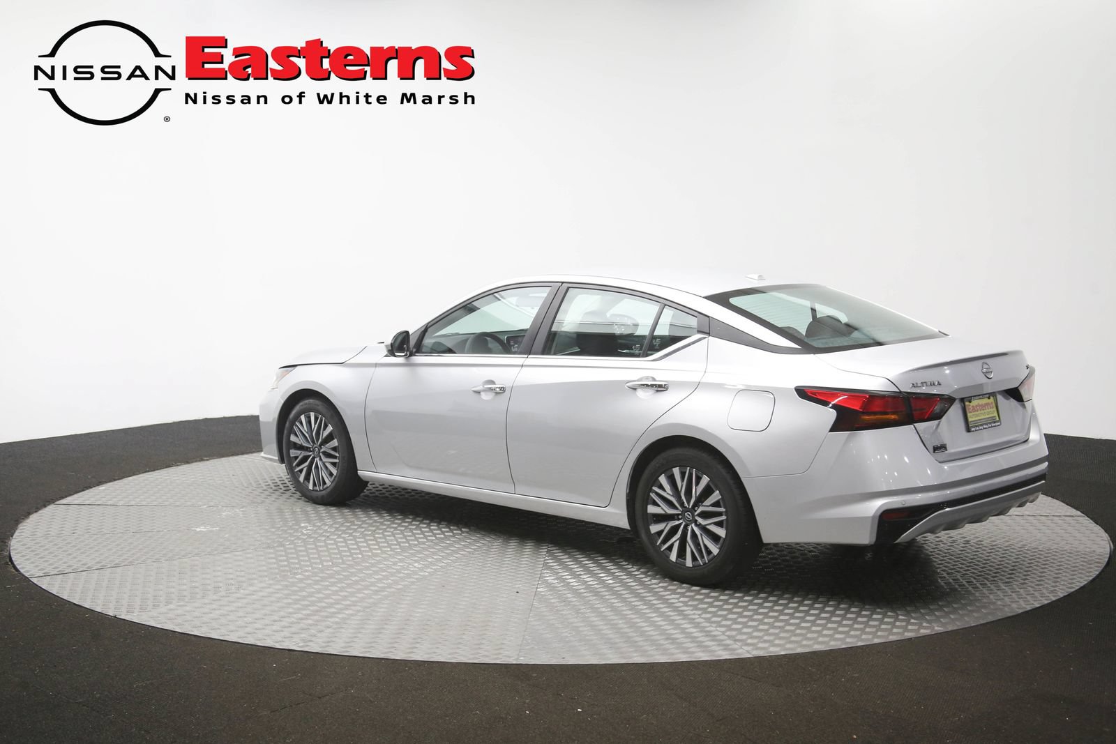 Used 2023 Nissan Altima 2.5 SV FWD image 62