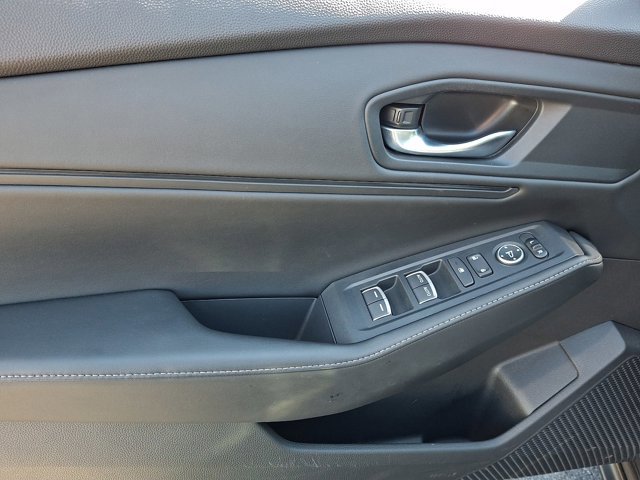 Used 2023 Honda Accord Sport image 13