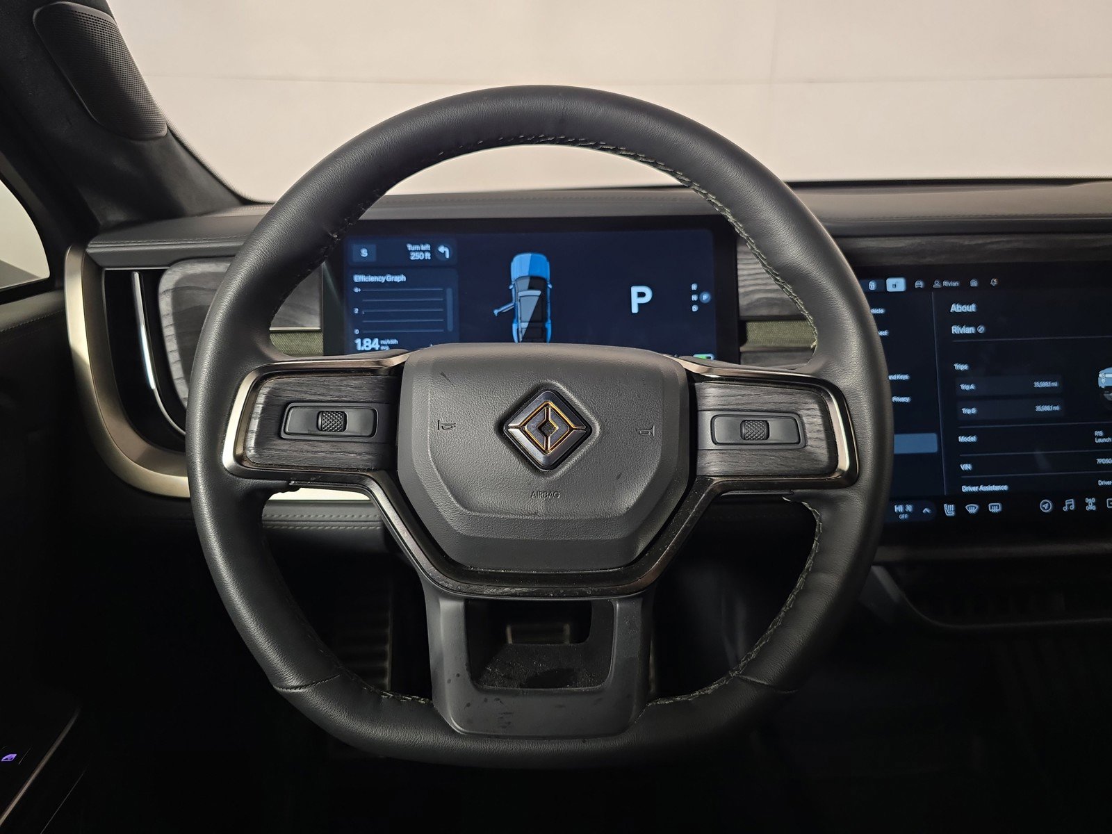 Used 2022 Rivian R1S Launch Edition AWD/4WD image 28