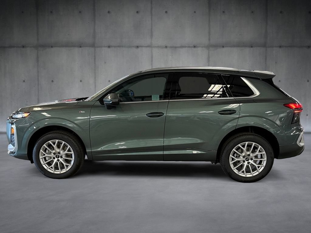 New 2026 Audi Q3 quattro 2.0T AWD/4WD image 2