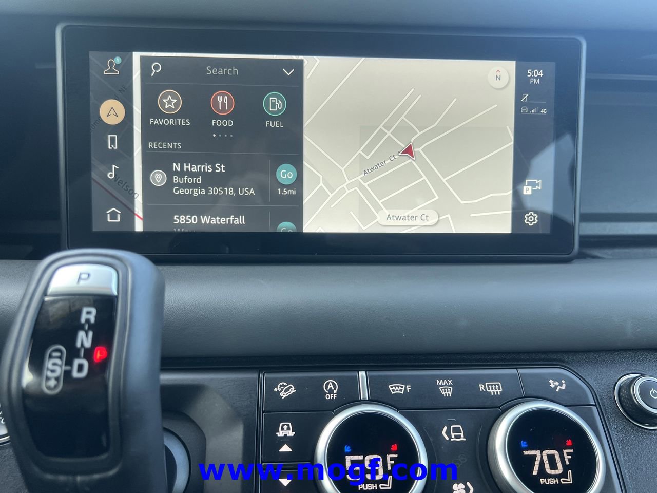 Used 2023 Land Rover Defender 110 X-Dynamic SE image 8