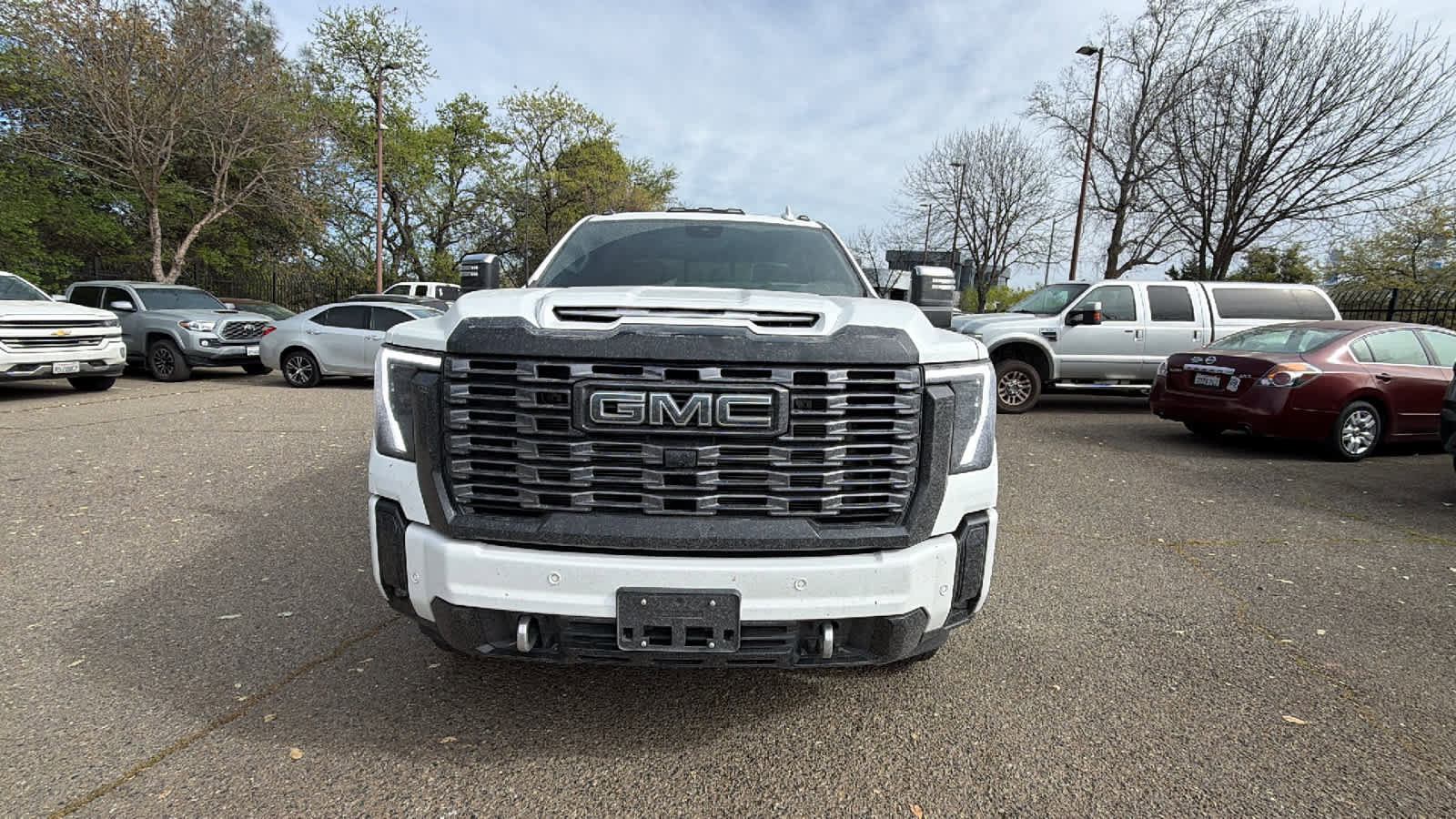 Used 2025 GMC Sierra 3500 Denali Ultimate image 2