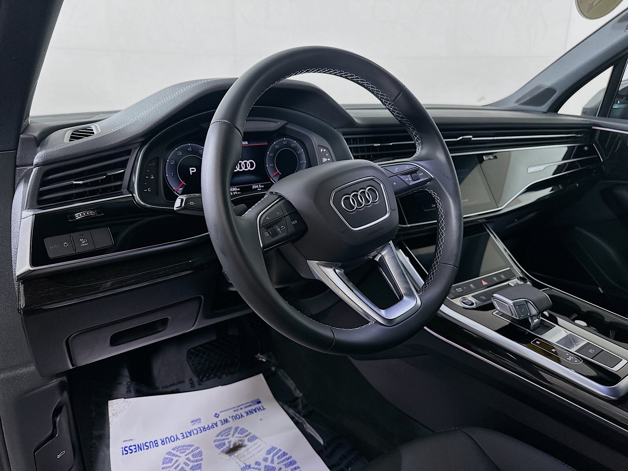 Used 2025 Audi Q7 2.0T Premium w/ Convenience Plus Package AWD/4WD image 9