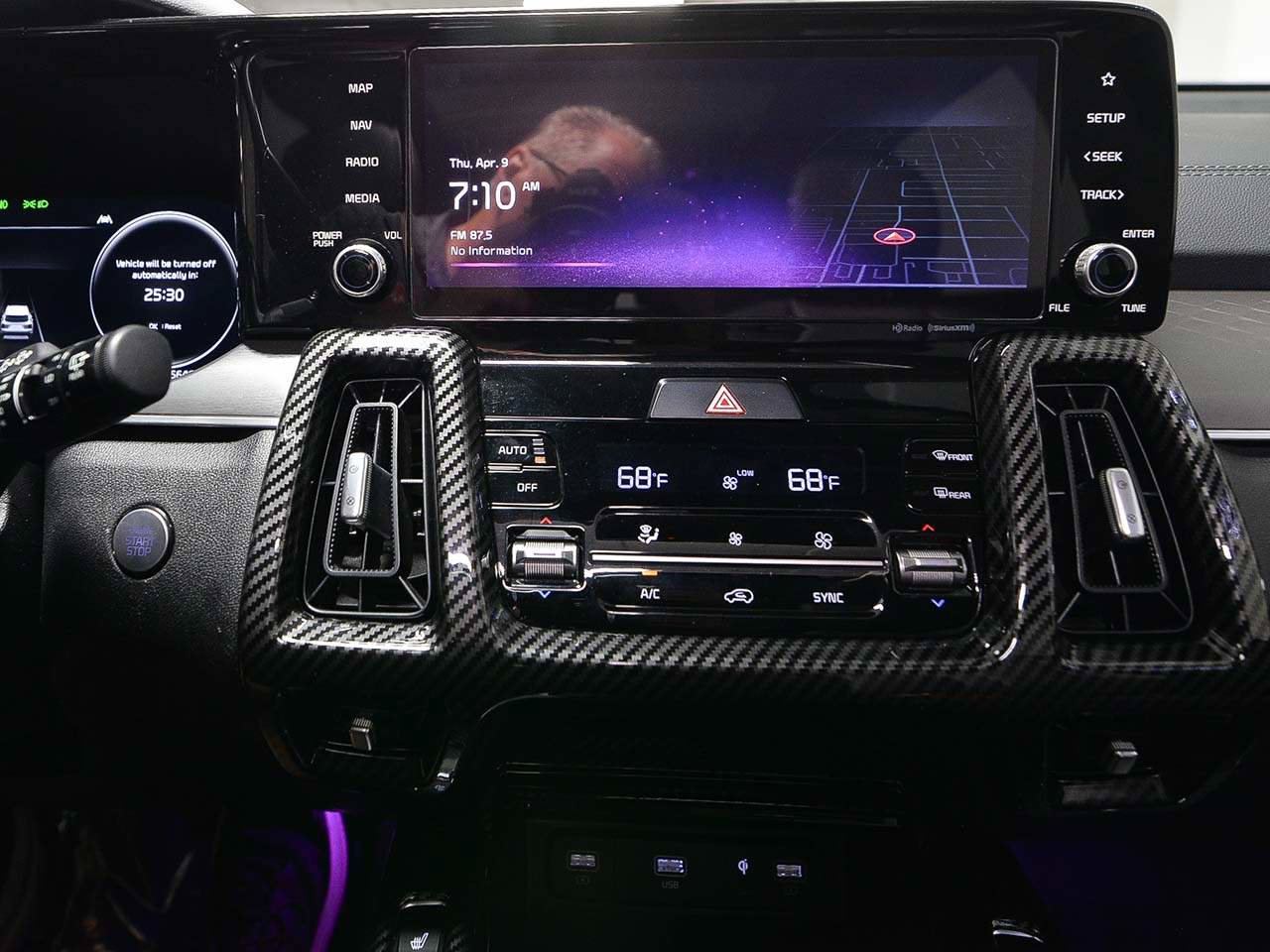 Used 2023 Kia Sorento SX image 16