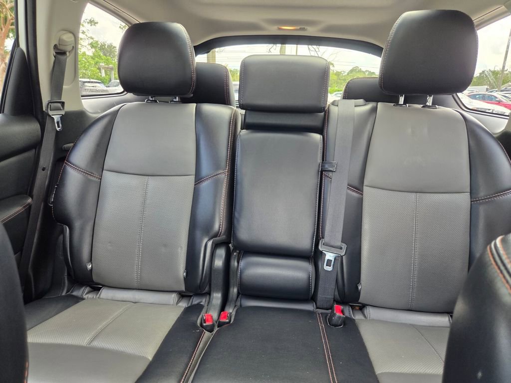 Used 2020 Nissan Pathfinder SL FWD image 25