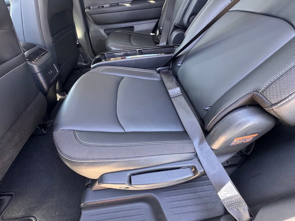 Certified 2024 Nissan Pathfinder SL w/ SL Premium Package image 21