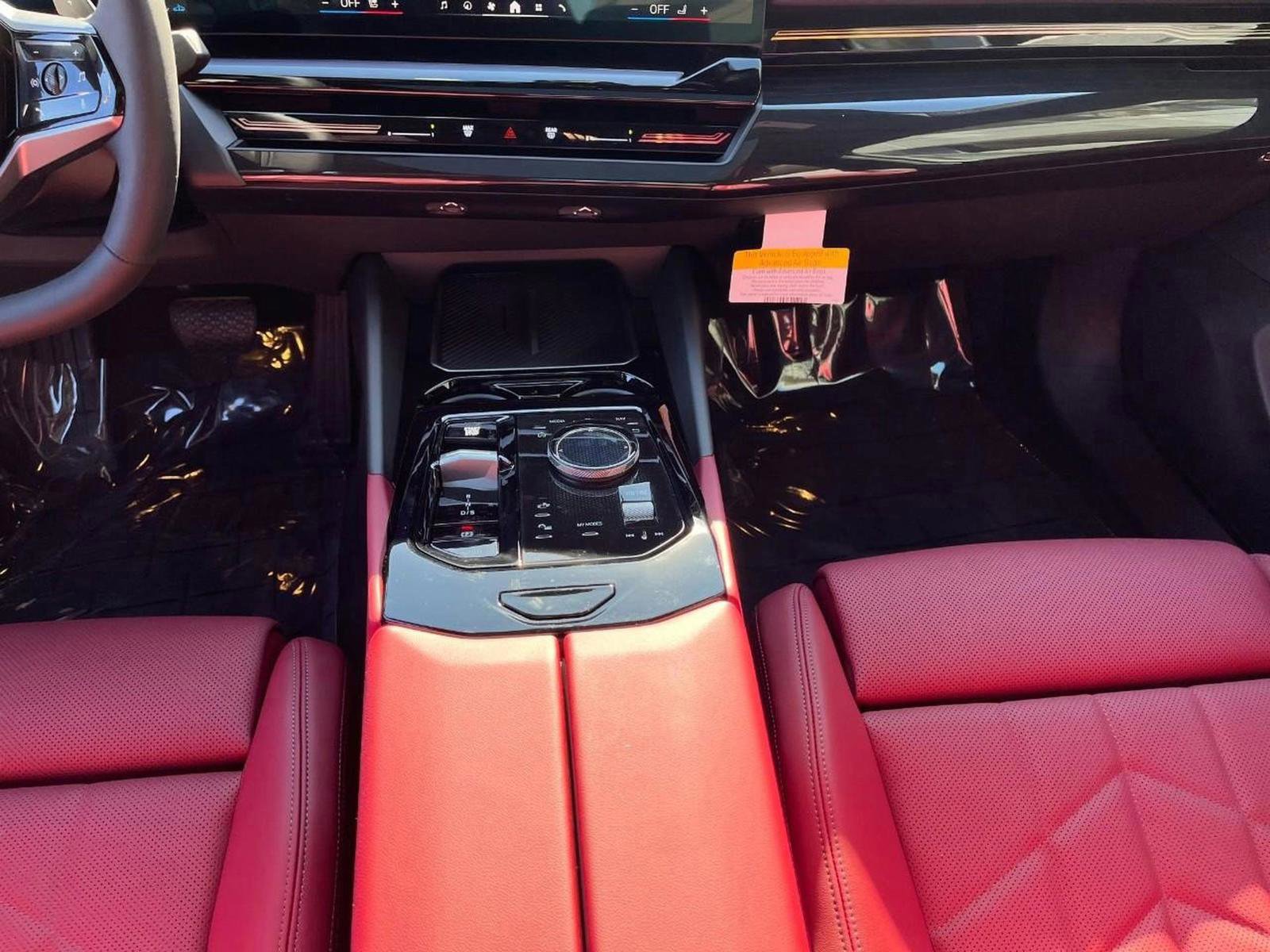 Certified 2025 BMW 530i xDrive w/ Premium Package image 13