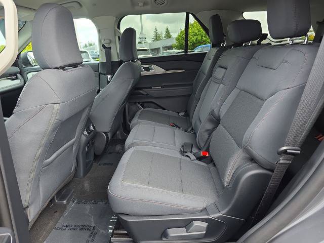 Certified 2025 Ford Explorer Active AWD/4WD image 9