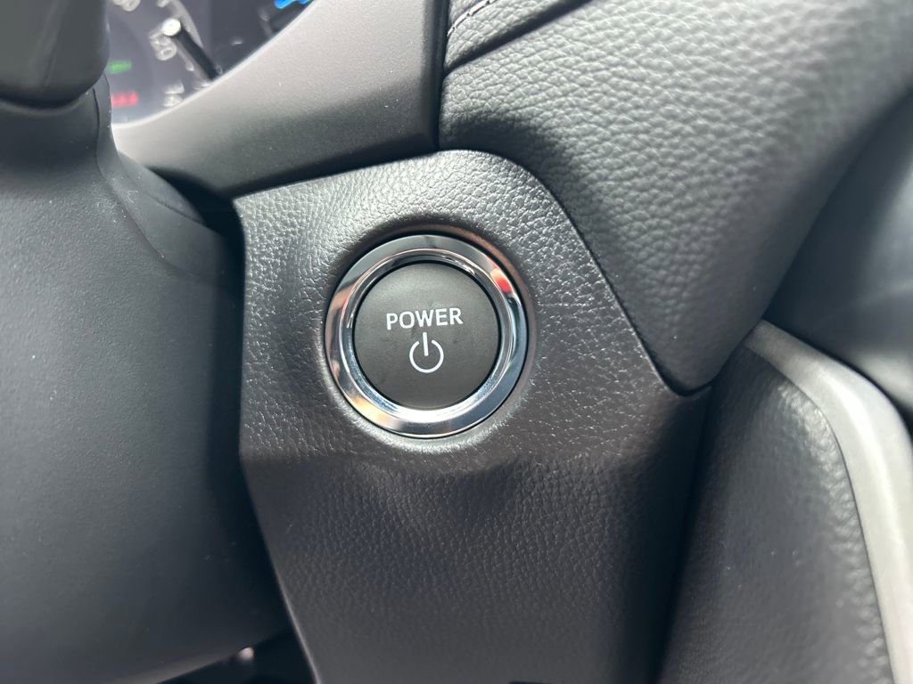 New 2025 Toyota RAV4 XLE image 27