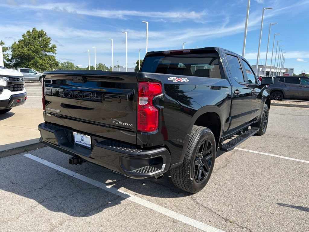 Used 2025 Chevrolet Silverado 1500 Custom AWD/4WD image 3