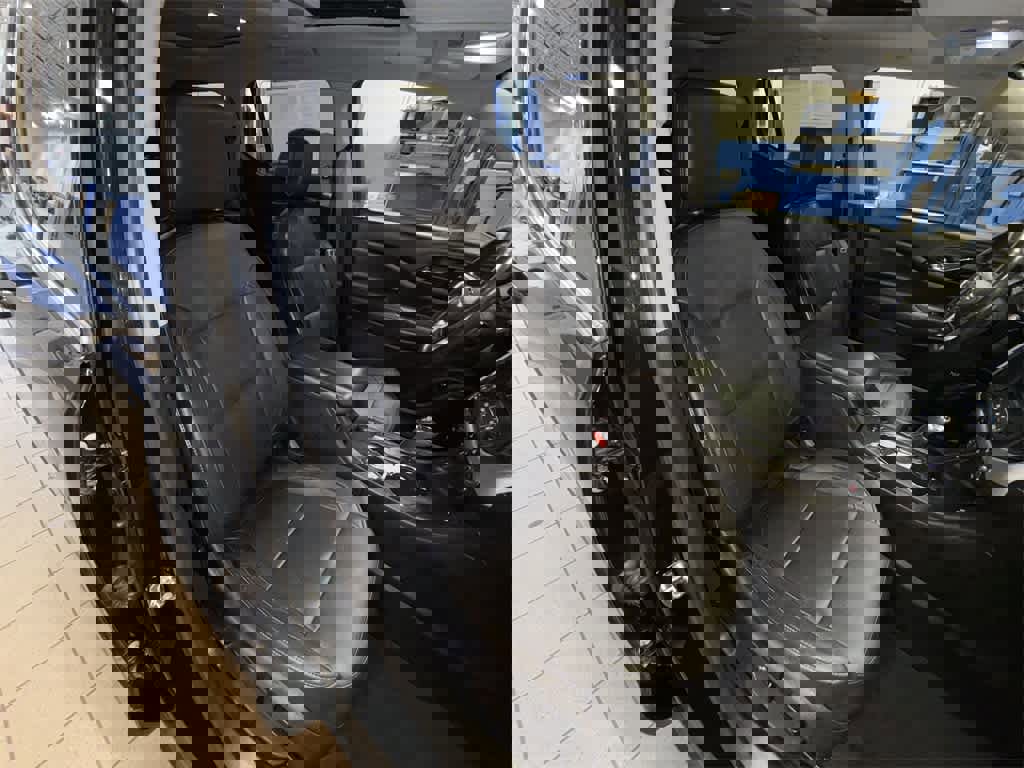 Used 2017 GMC Acadia SLT image 16