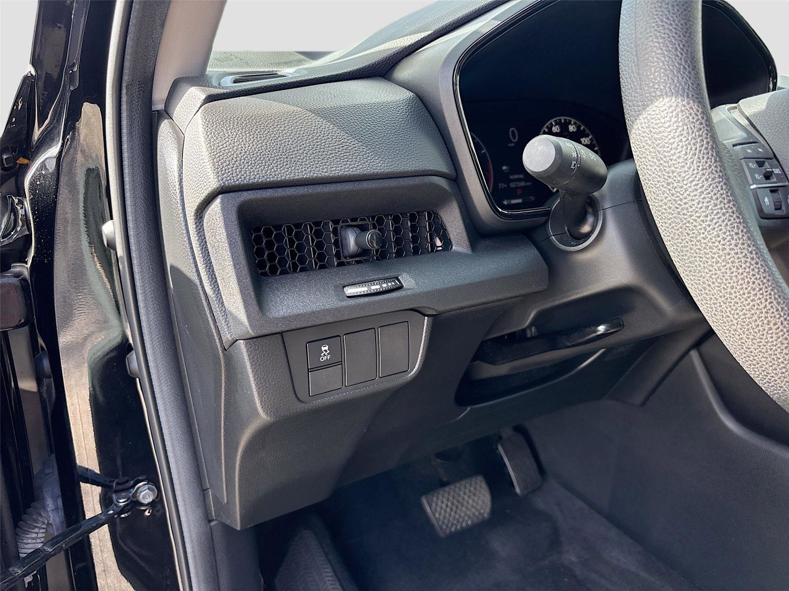 Used 2023 Honda CR-V LX image 11