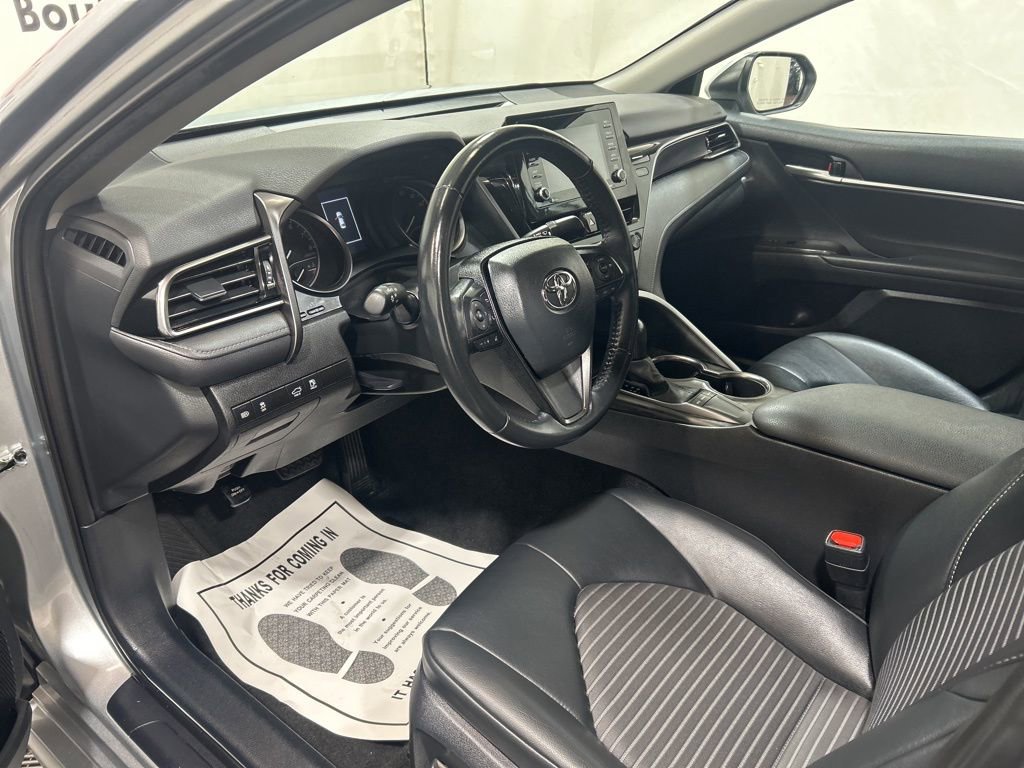 Used 2024 Toyota Camry SE image 22