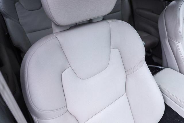 Used 2020 Volvo XC90 T6 Momentum w/ Protection Package Premier AWD/4WD image 58