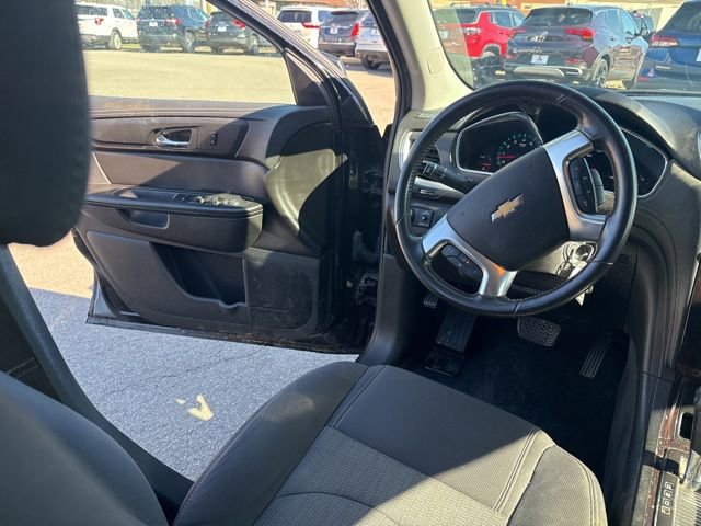Used 2017 Chevrolet Traverse LT w/ LPO, 'HIT The Road' Package image 16