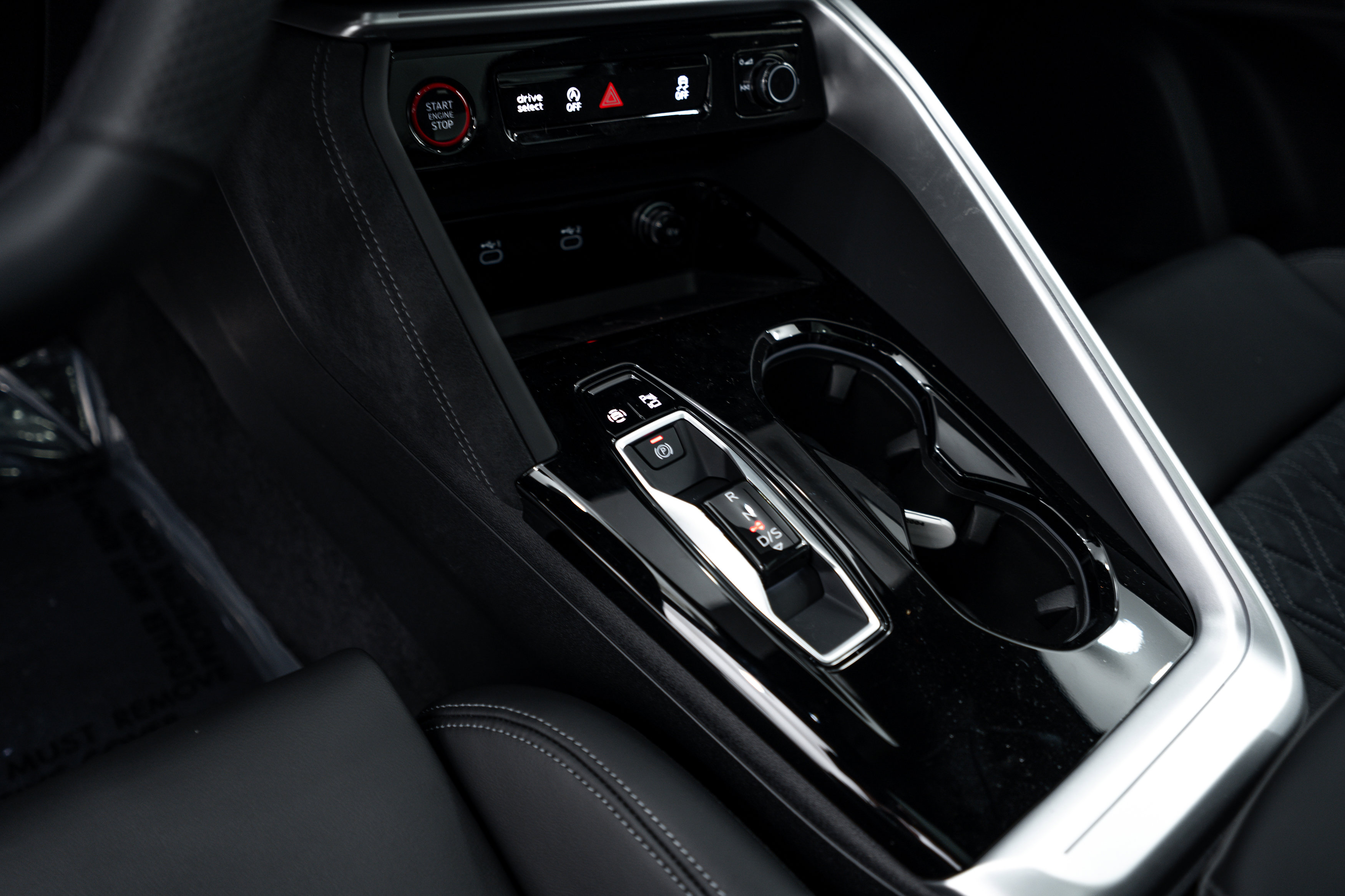 New 2025 Audi SQ5 Premium Plus image 10