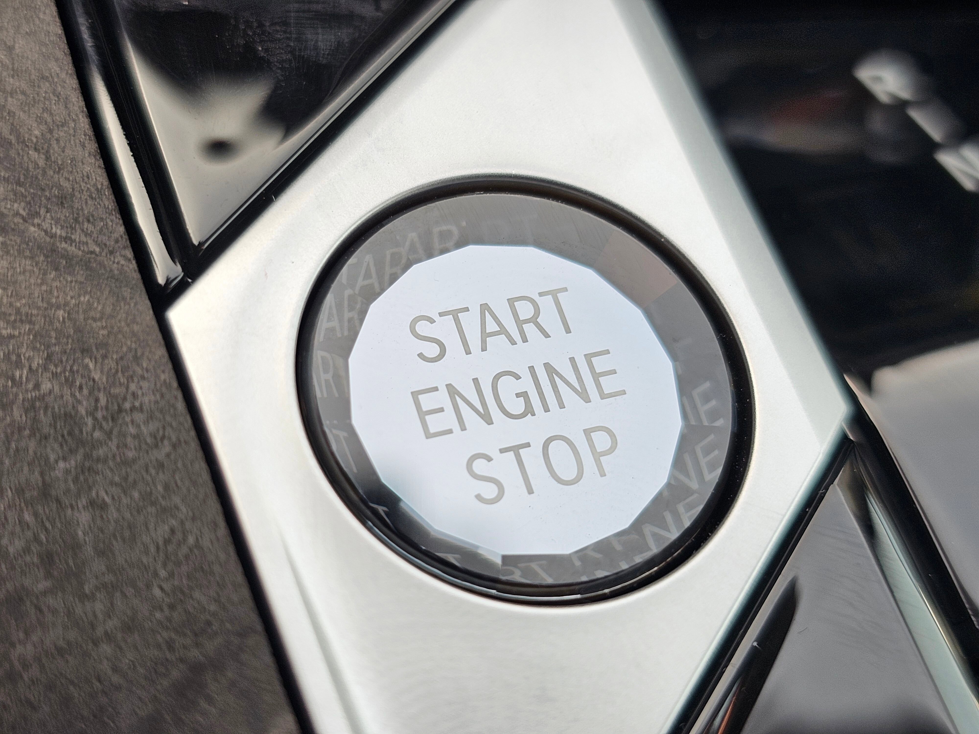 New 2026 BMW X5 xDrive40i w/ Executive Package image 54