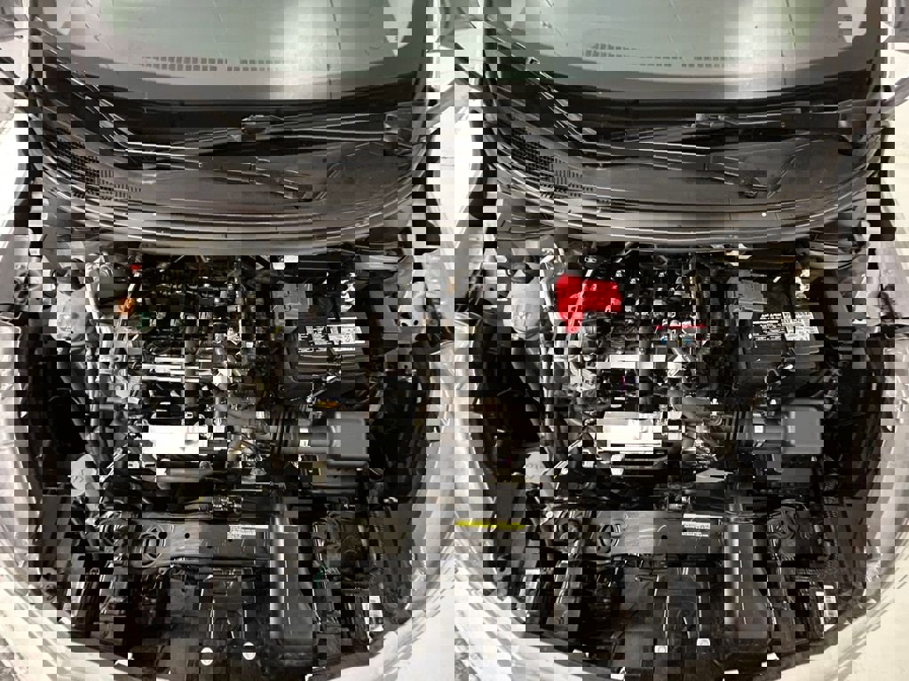 Used 2025 Nissan Versa SV w/ Trunk Package image 21