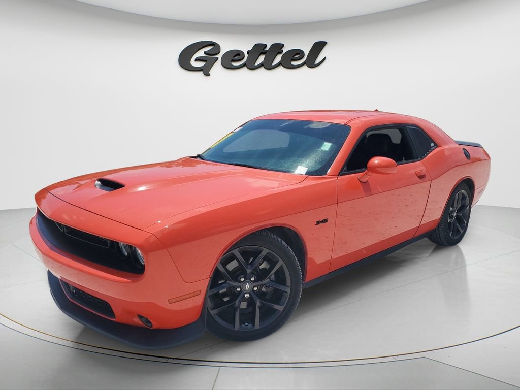 Used 2023 Dodge Challenger R/T w/ Plus Package image 1
