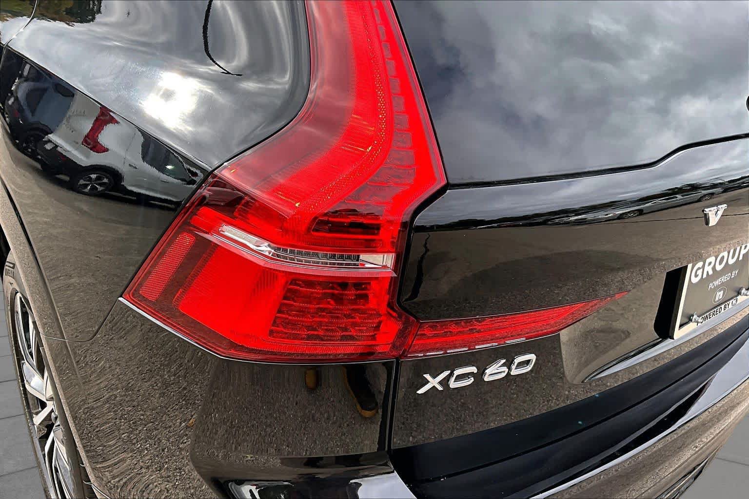 Certified 2024 Volvo XC60 B5 Plus w/ Climate Package AWD/4WD image 27