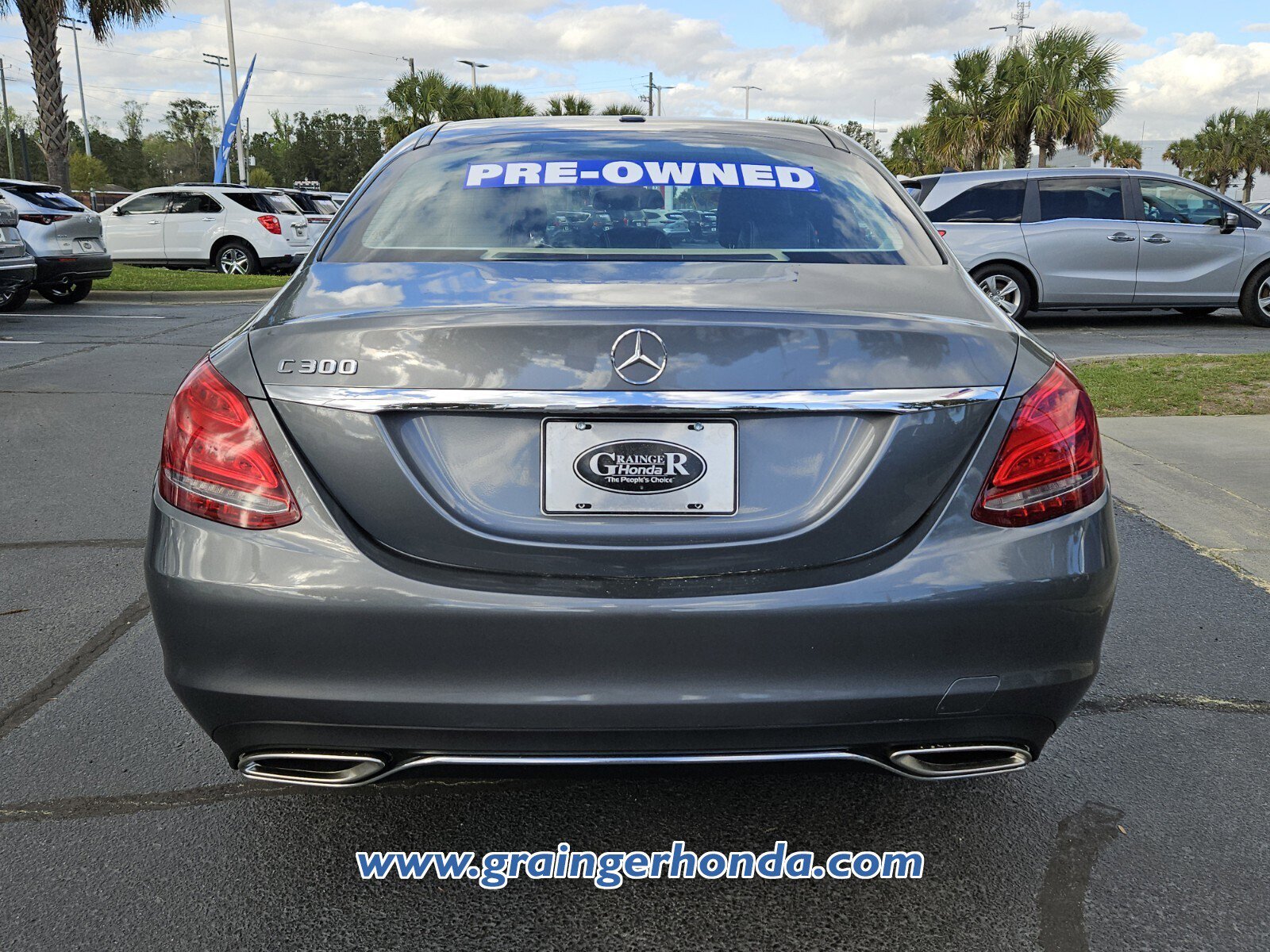 Used 2018 Mercedes-Benz C 300 Sedan image 4