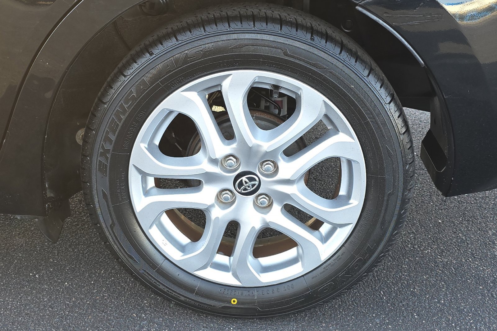 Used 2017 Toyota Yaris iA image 23