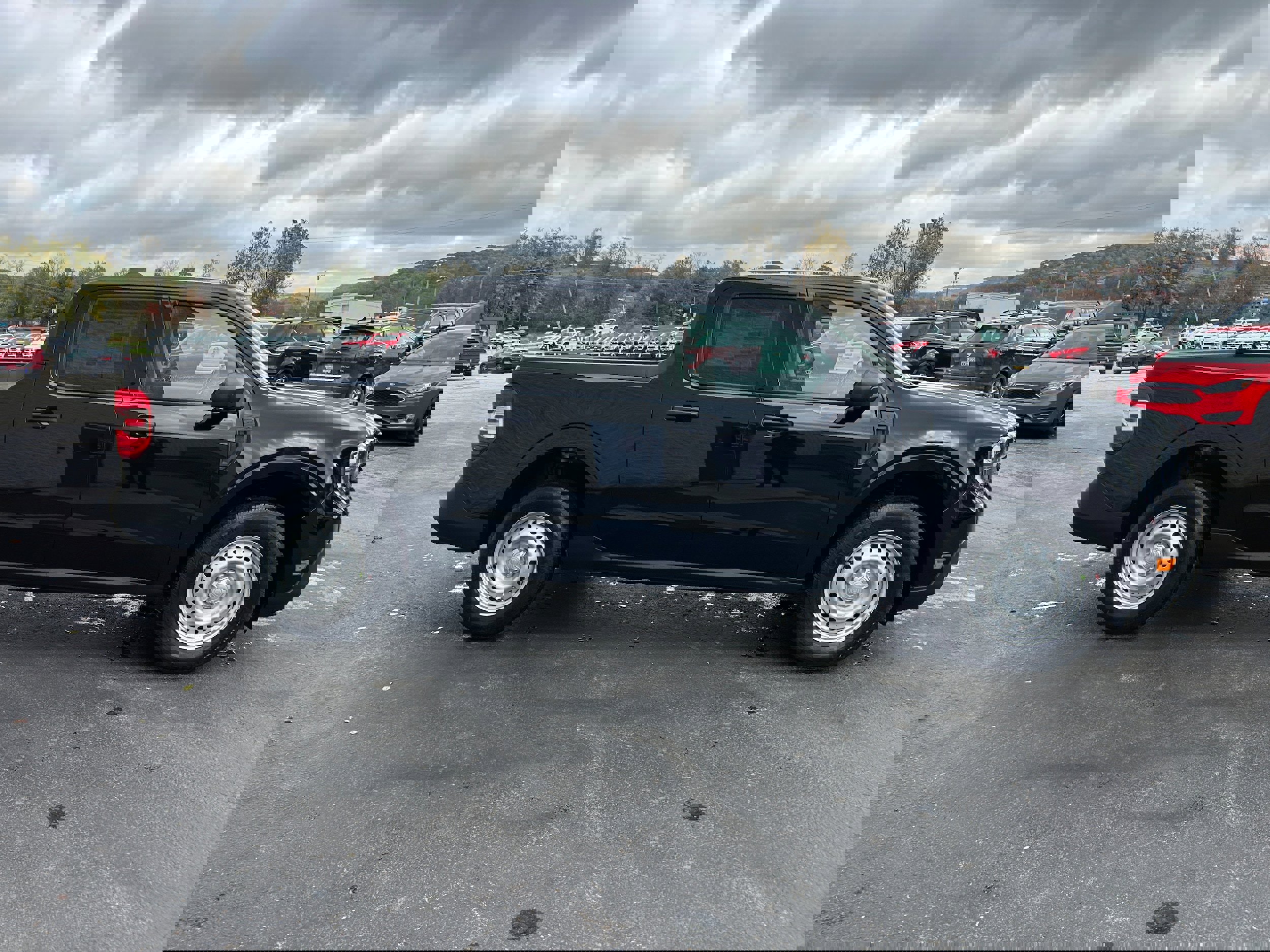 New 2025 Ford Maverick XL w/ Equipment Group 101A image 13