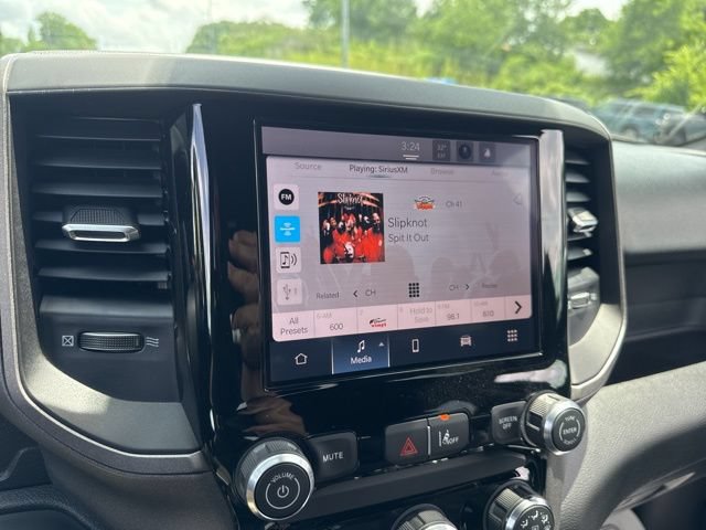 New 2026 RAM 1500 Warlock AWD/4WD image 17