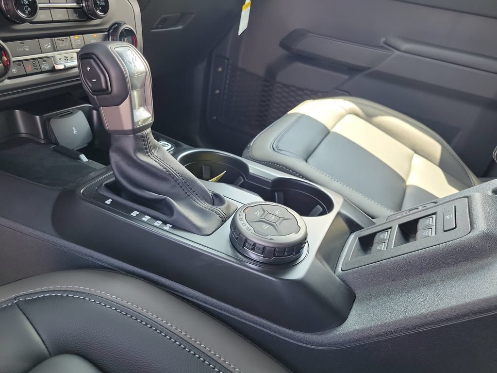 New 2026 Ford Bronco Outer Banks AWD/4WD image 29