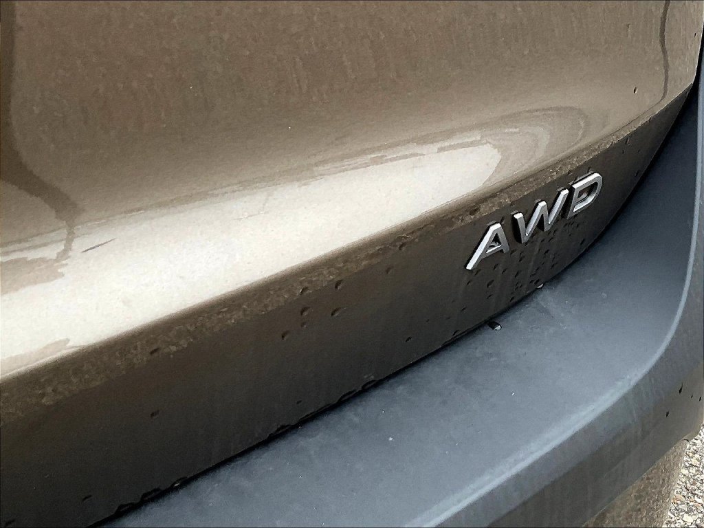 New 2026 Nissan Kicks SV w/ SV Premium Package AWD/4WD image 9