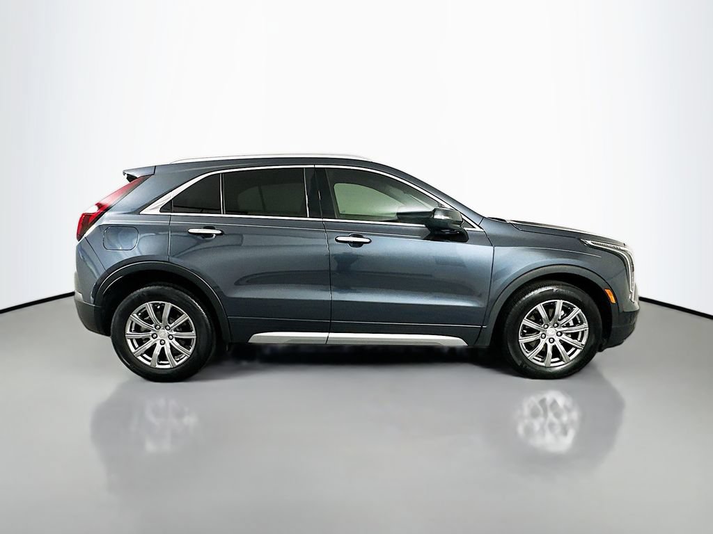 Used 2021 Cadillac XT4 Premium Luxury FWD image 4