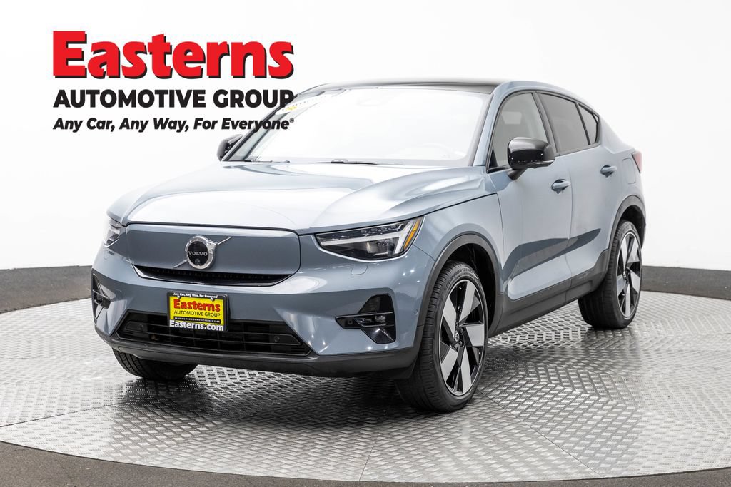 Used 2023 Volvo C40 P8 Recharge Ultimate AWD/4WD image 1
