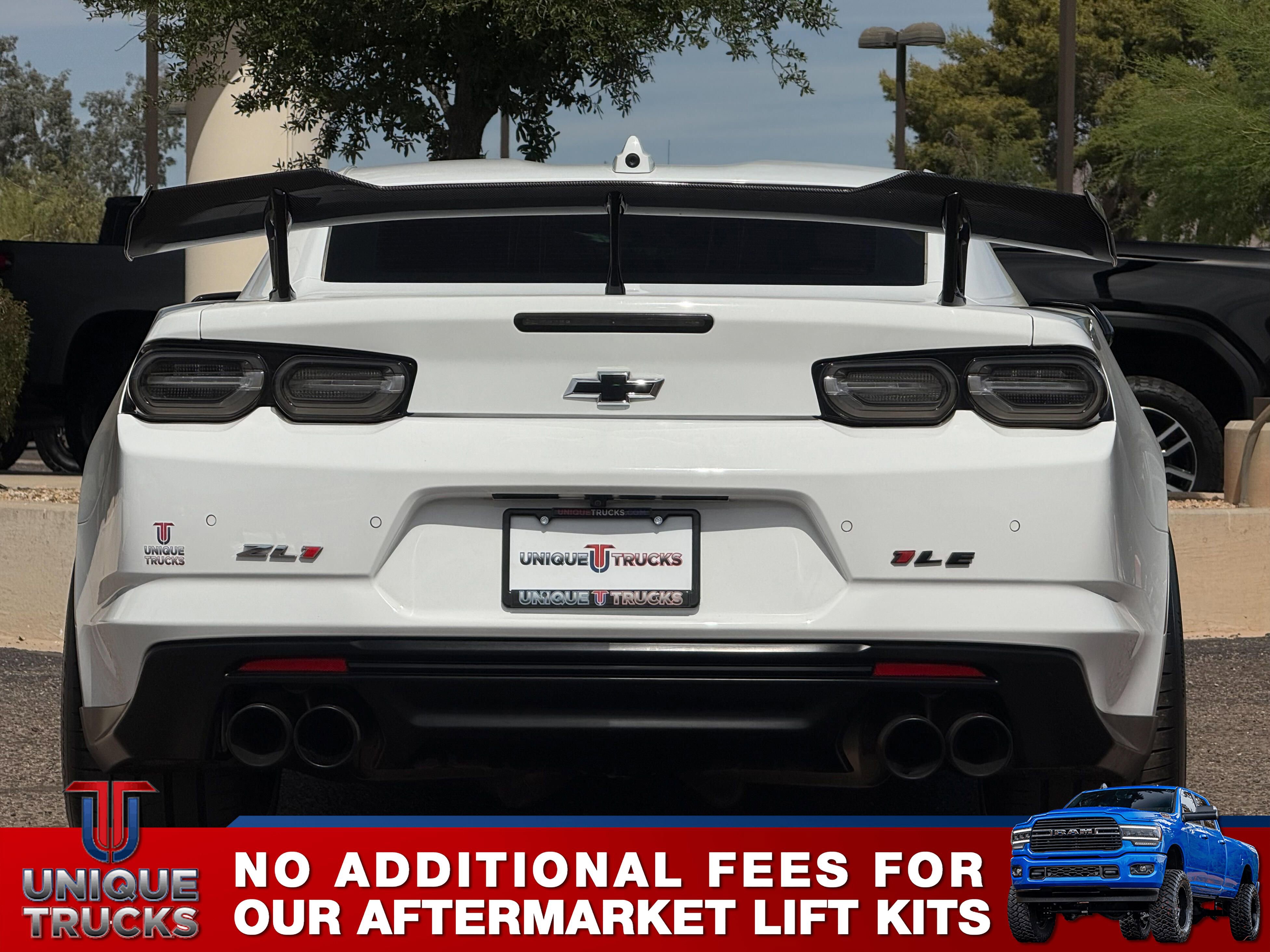 Used 2021 Chevrolet Camaro ZL1 RWD image 7