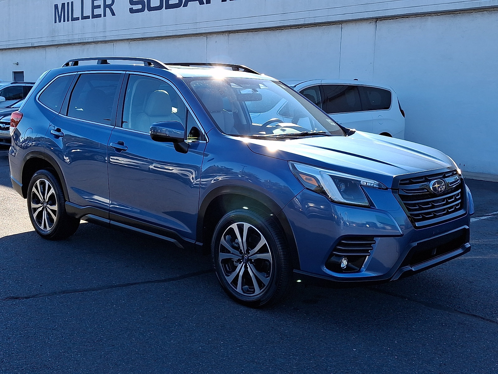 Certified 2024 Subaru Forester Limited AWD/4WD image 1