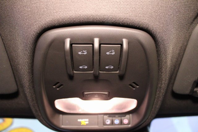 Used 2025 Buick Envista Sport Touring image 26