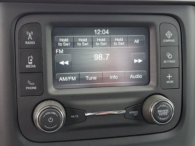 Used 2024 RAM 2500 Tradesman w/ Chrome Appearance Group image 16