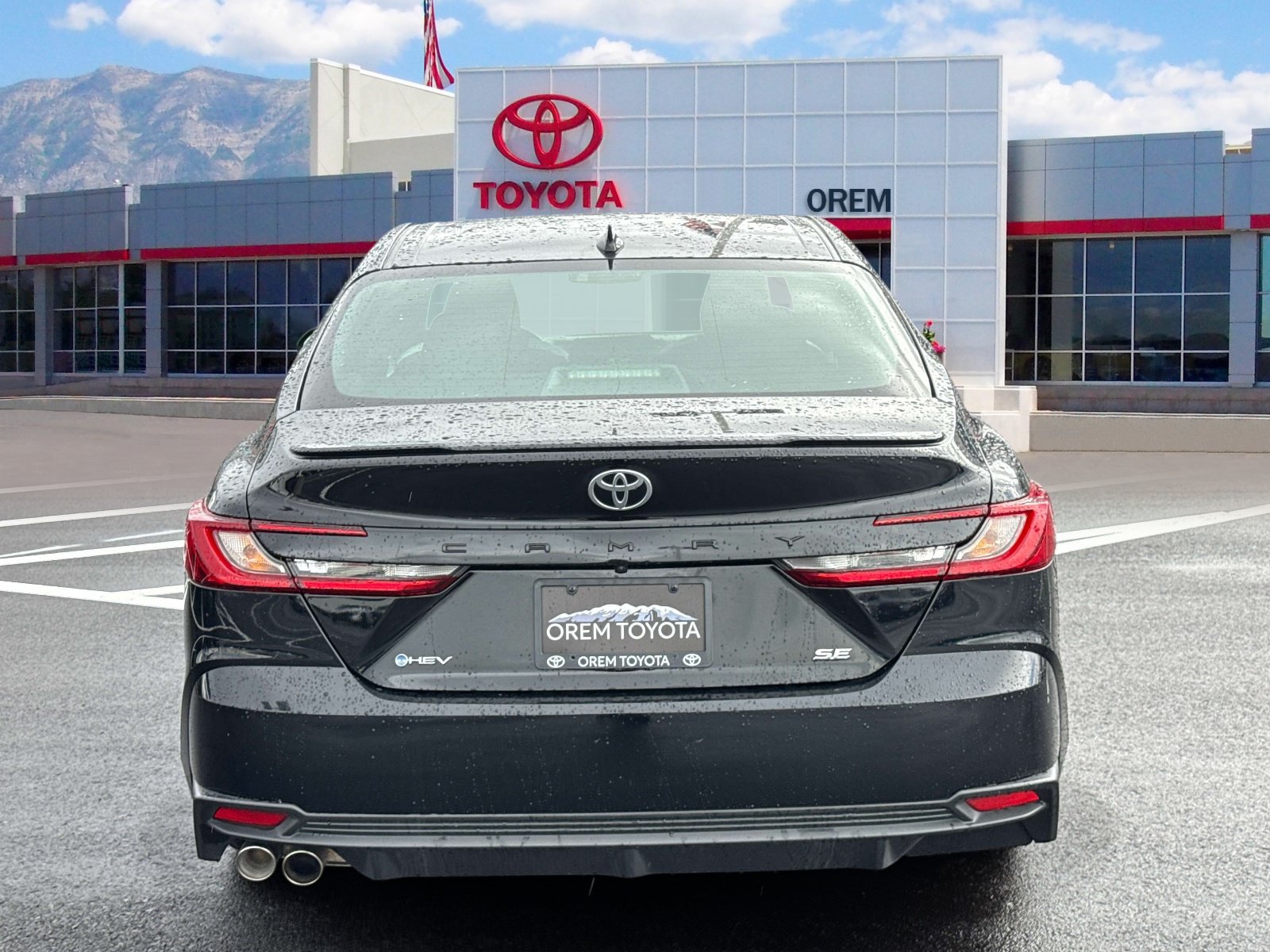 Used 2026 Toyota Camry SE FWD image 4