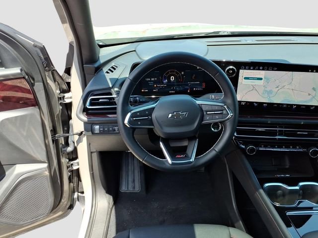 Used 2026 Chevrolet Traverse Z71 w/ Driver Confidence Package AWD/4WD image 16