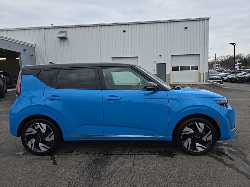 Certified 2023 Kia Soul GT-Line image 9