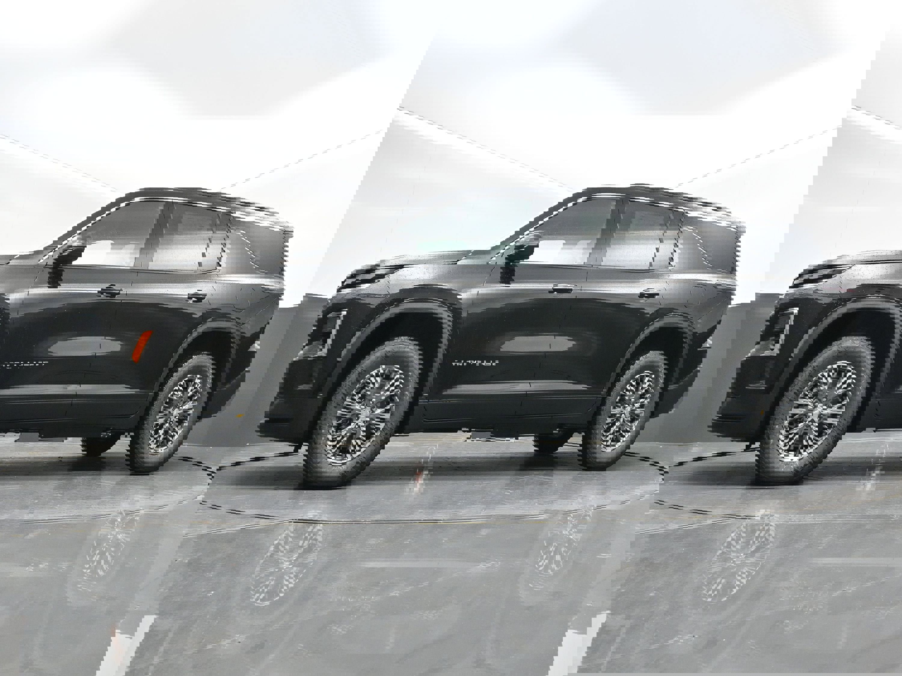 New 2026 Chevrolet Traverse LT FWD image 38