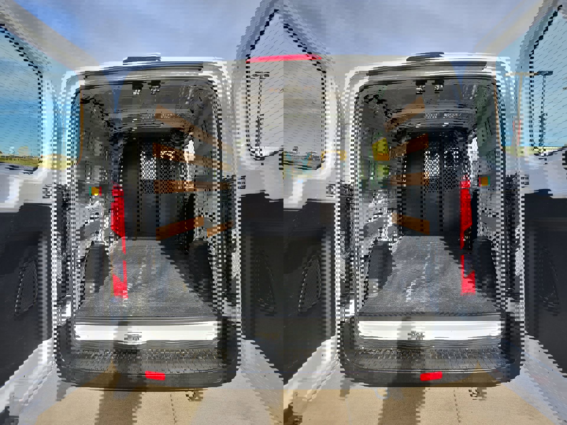 Used 2024 Ford Transit 250 Low Roof w/ Exterior Upgrade Package image 19