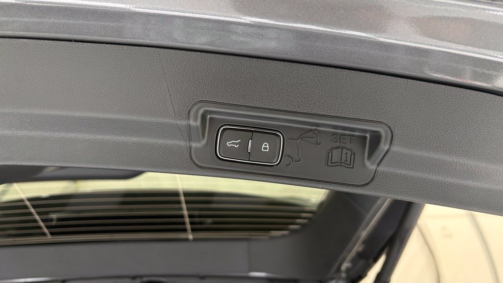New 2027 Ford Explorer Platinum AWD/4WD image 6