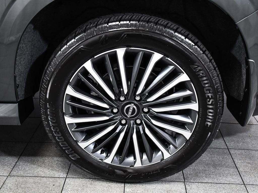 Used 2025 Nissan Armada Platinum Reserve AWD/4WD image 8