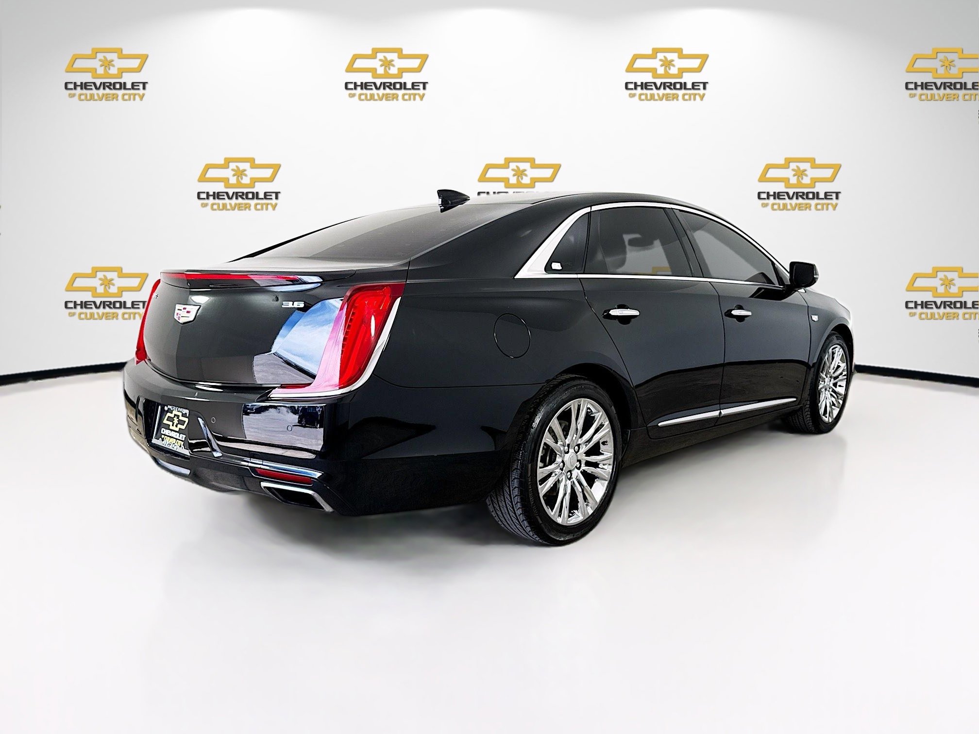 Used 2019 Cadillac XTS Luxury image 7