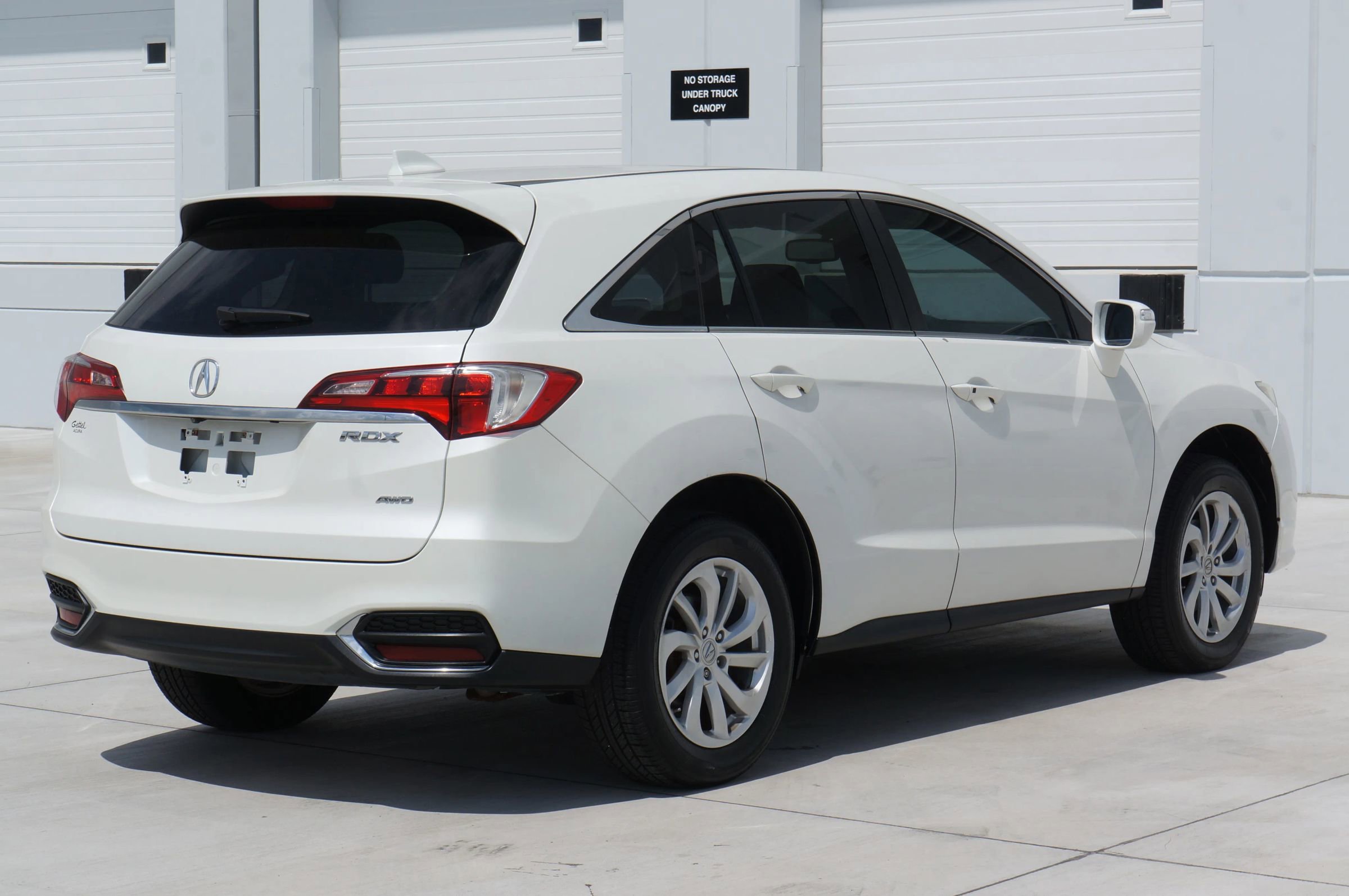 Used 2016 Acura RDX AWD w/ Technology Package image 14