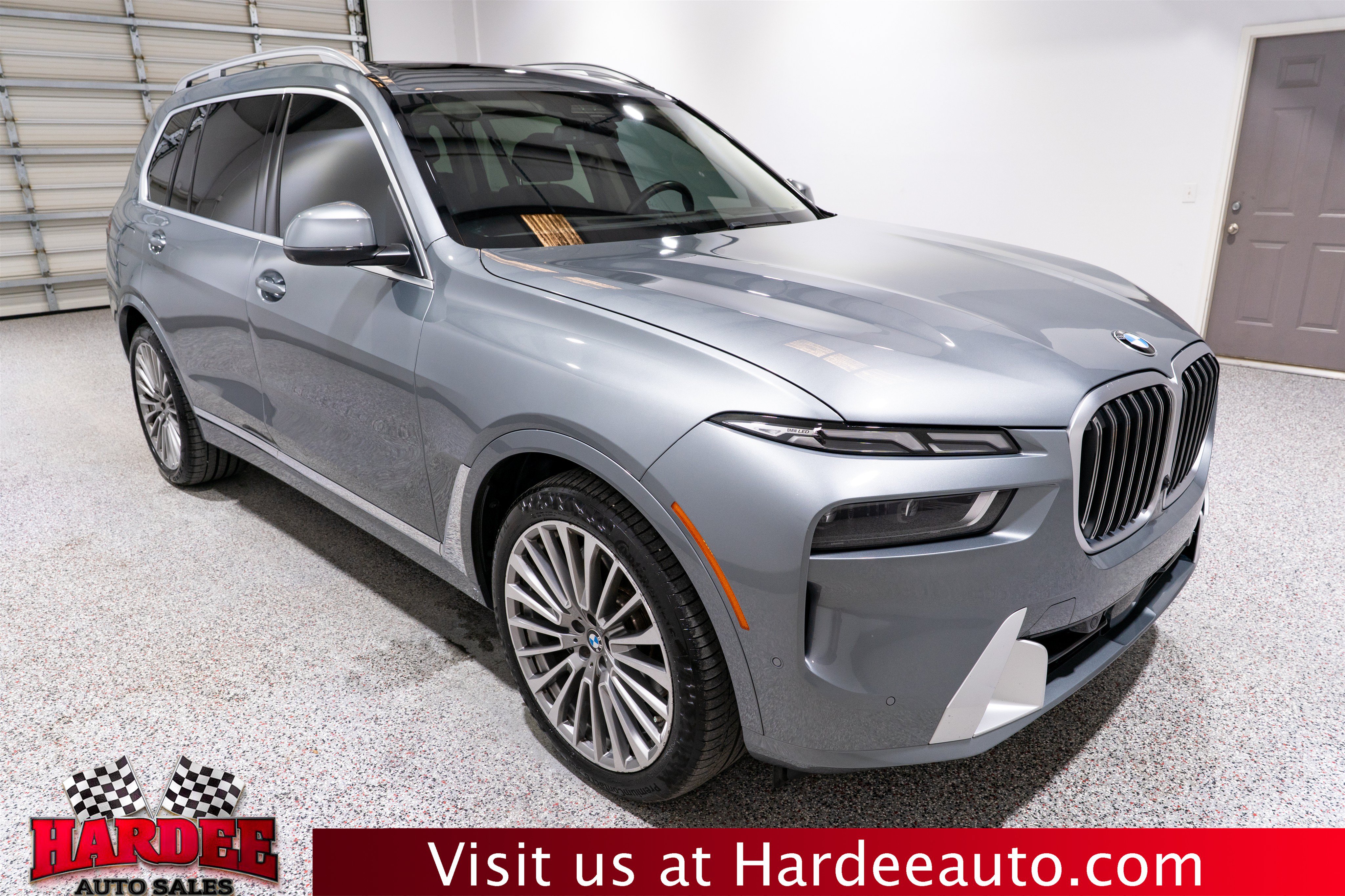 Used 2023 BMW X7 xDrive40i w/ Premium Package AWD/4WD image 6
