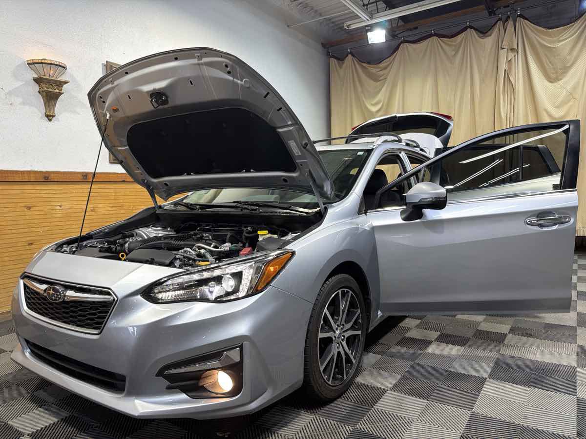 Used 2017 Subaru Impreza 2.0i Limited image 12