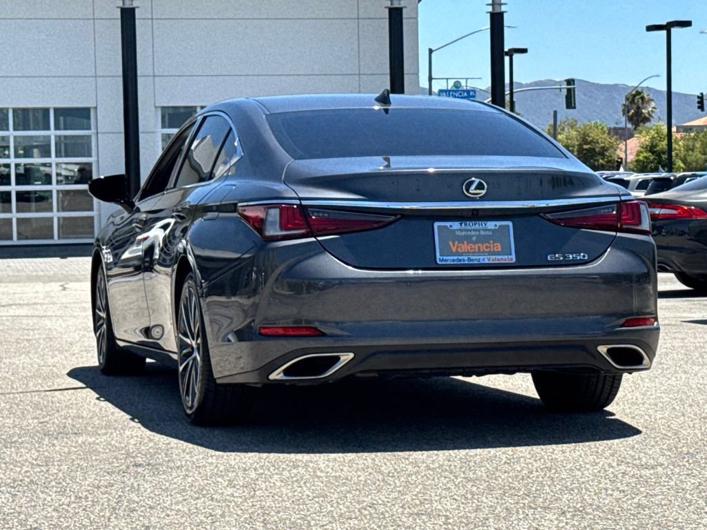 Used 2025 Lexus ES 350 w/ Premium Package FWD image 10
