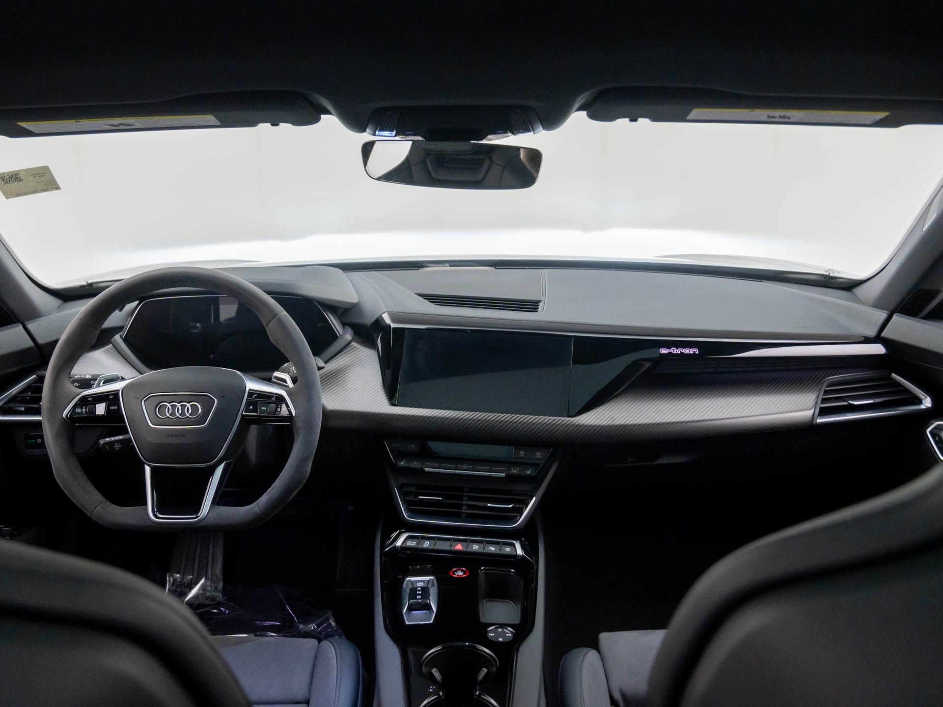 Used 2022 Audi e-tron GT Prestige w/ Prestige Package image 13