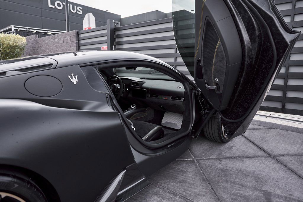 Used 2024 Maserati MC20 Coupe image 37